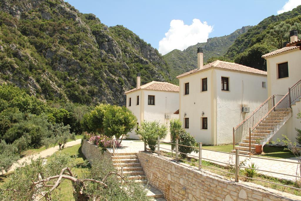 Piges Hotel Gliki Bagian luar foto