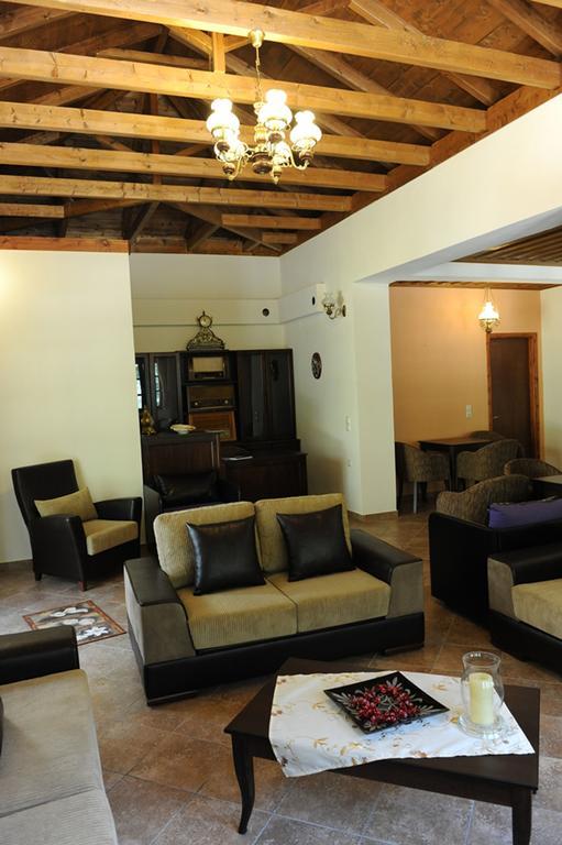 Piges Hotel Gliki Bagian luar foto